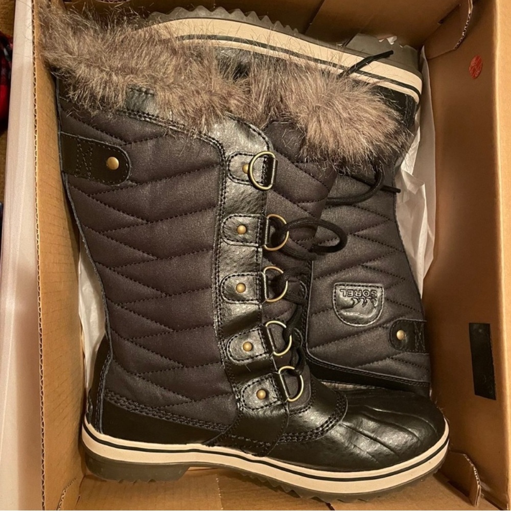 Sorel Black Fur-Lined Winter Boots